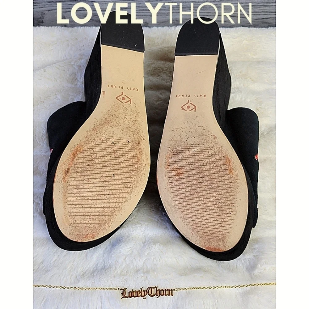 KATY PERRY // ltd ed platform wedge slide tracy heart in hands